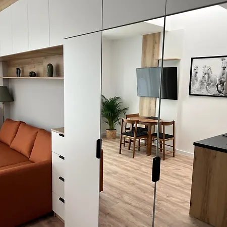Apartment - Zwycieska Free Garage